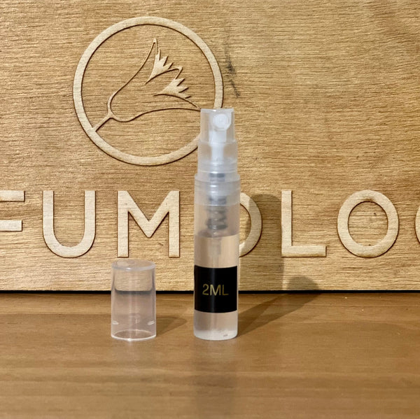 Amberama 2 ml amber spray bottle with small travel vial