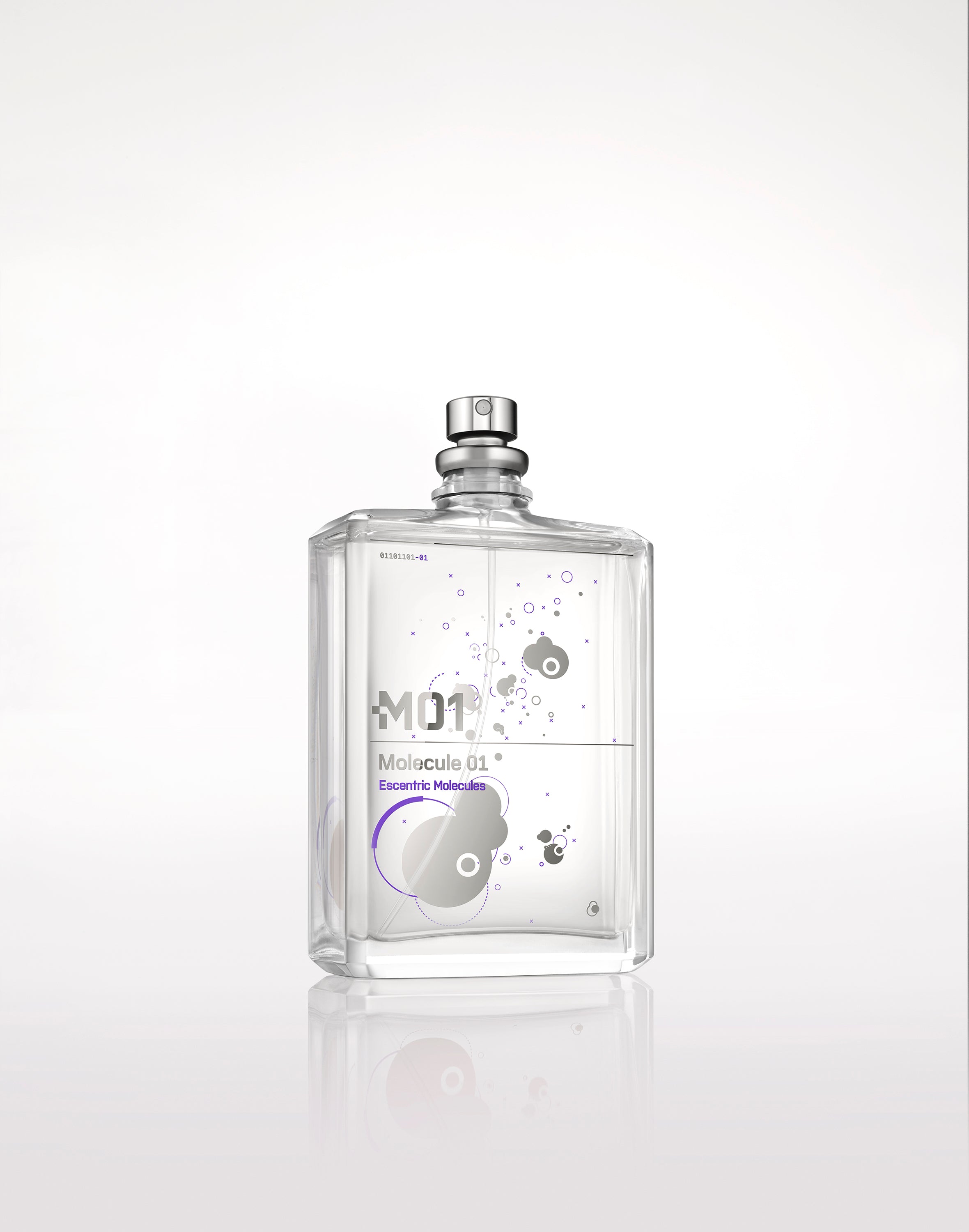 M01_Solo_Angled_Bottle_RGBLR.